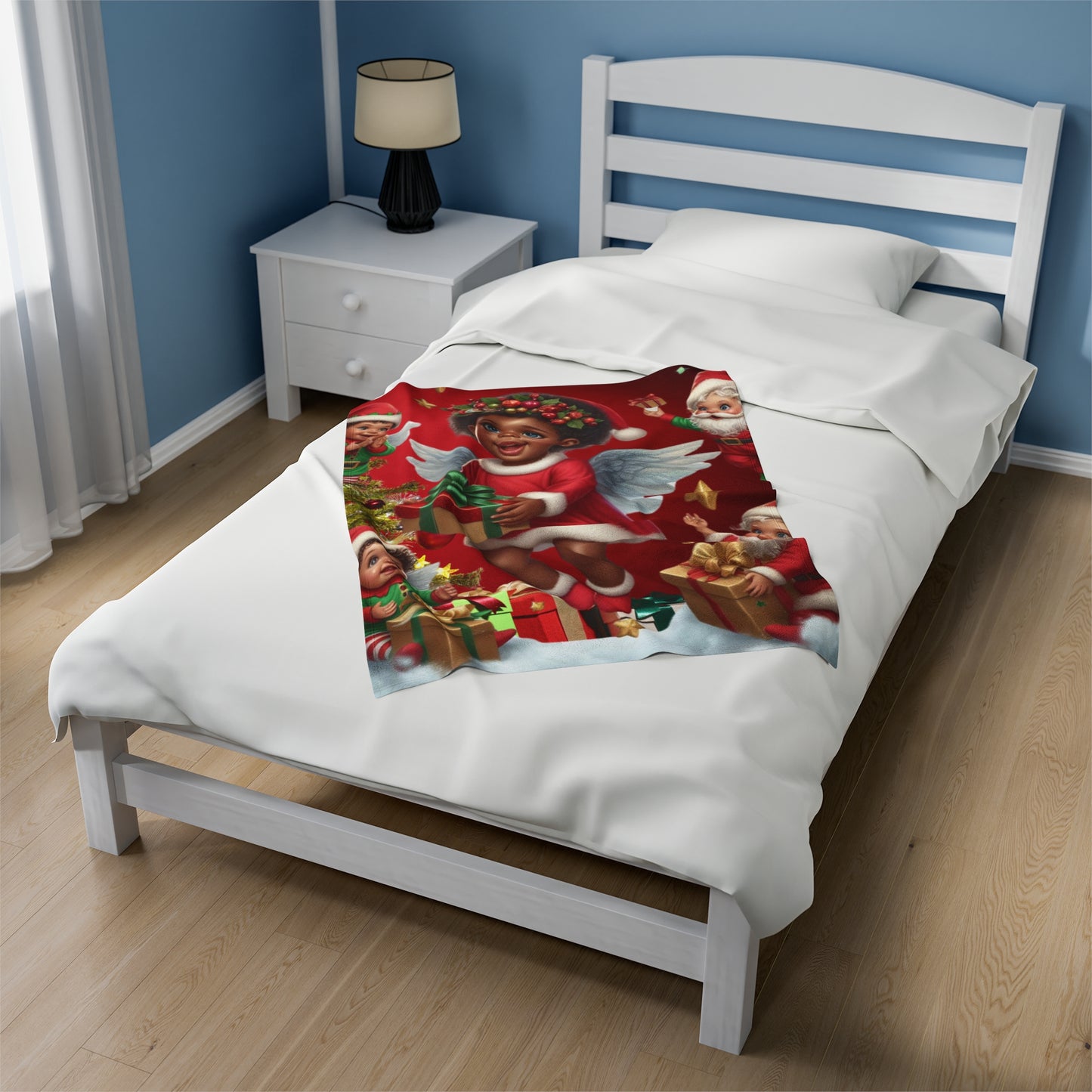 Velveteen Plush Christmas Blanket 'Santa Elves'